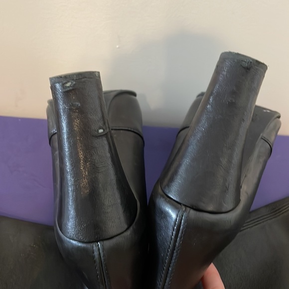 Stuart Weitzman Highland Boots, size 7.5 - Picture 7 of 8